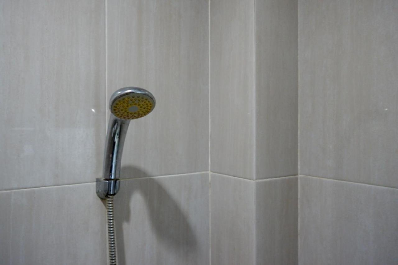 Reddoorz @ Hotel Bravo Pantai Kamali Bau Bau Baubau Dış mekan fotoğraf