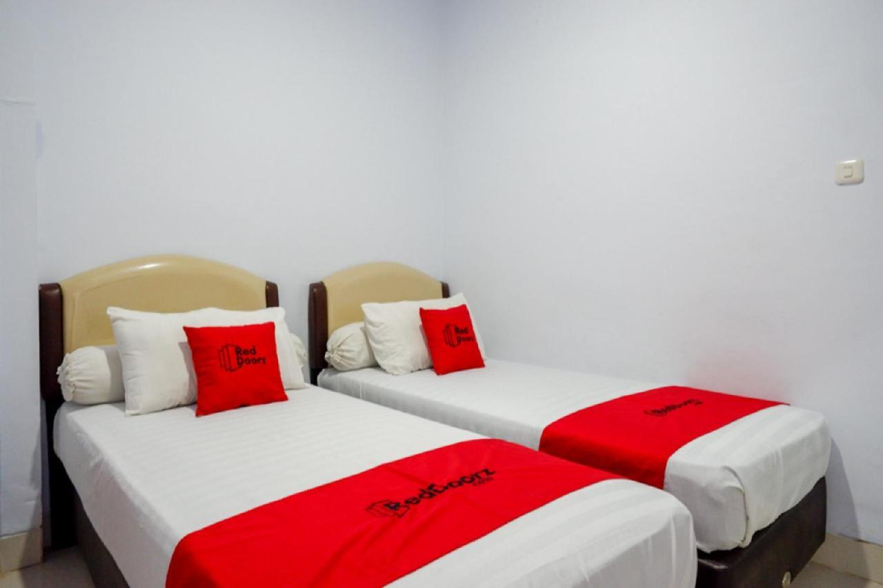 Reddoorz @ Hotel Bravo Pantai Kamali Bau Bau Baubau Dış mekan fotoğraf